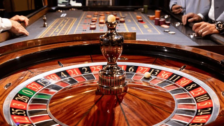 Live Baccarat Dealer Table 777 apk ကာစီနို MMK မြန်မာဘောလုံးလောင်းကစားနှင့် Casino ပေါင်းစပ်